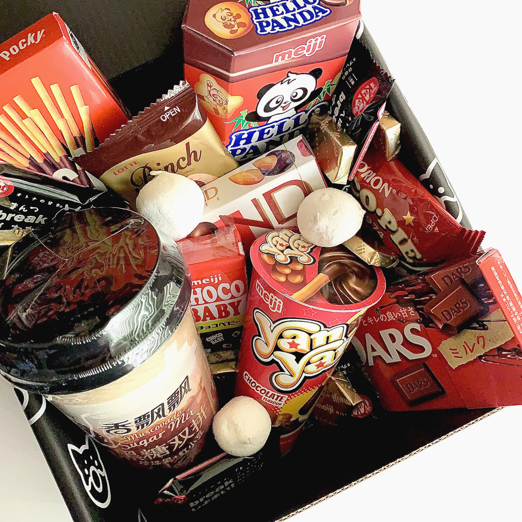 Buy snack box online delivery. Asian snacks Australia. Featuring chocolate Japanese snacks from Kit Kat Japan, Meiji, Pocky, Lotte & Dars. No subscription.